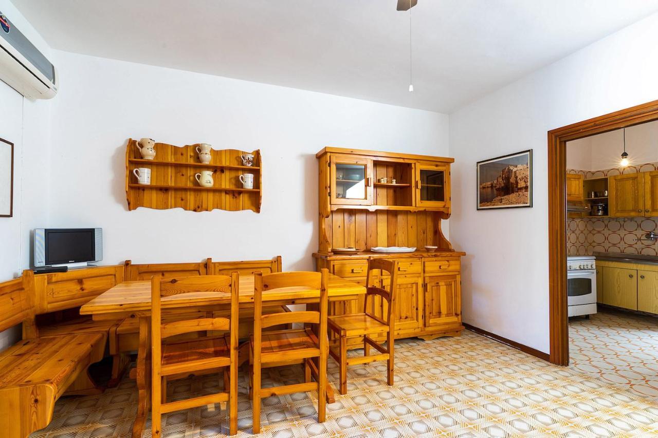 Villino Sabrina Con Piscina Villa ตอร์เลลาปิลโล ภายนอก รูปภาพ