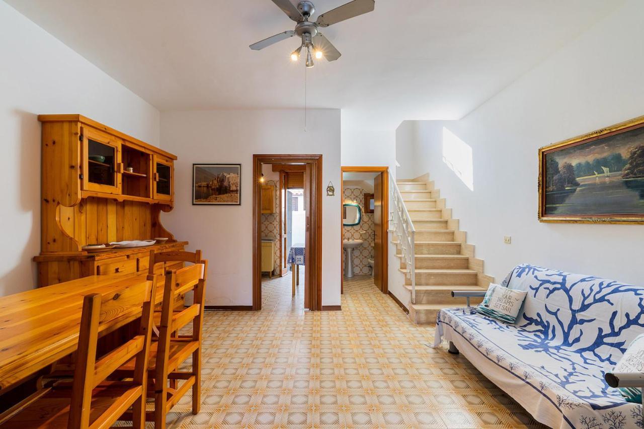Villino Sabrina Con Piscina Villa ตอร์เลลาปิลโล ภายนอก รูปภาพ